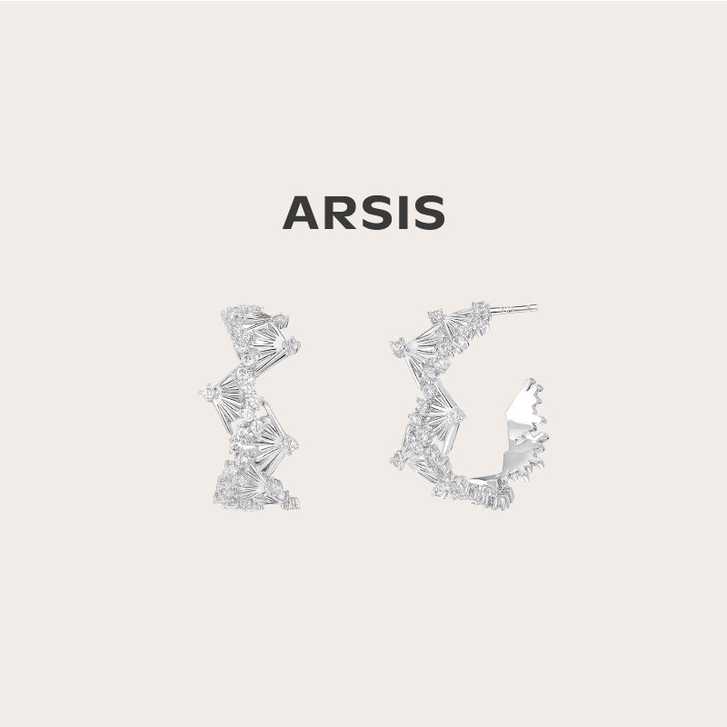 Song Art Museum X Pine Needles Earrings