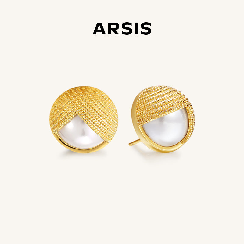 Gilt Pearl Ear Studs
